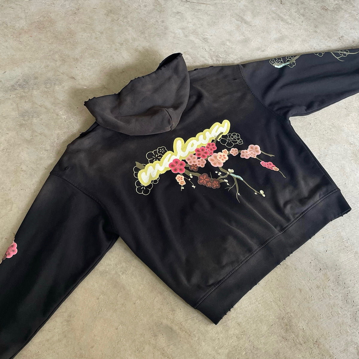 Blossom Zip-Up- Black