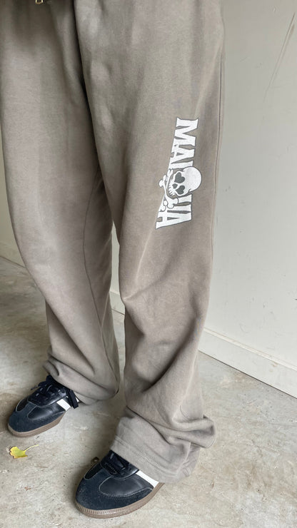 Skull Sweatpants- Husk
